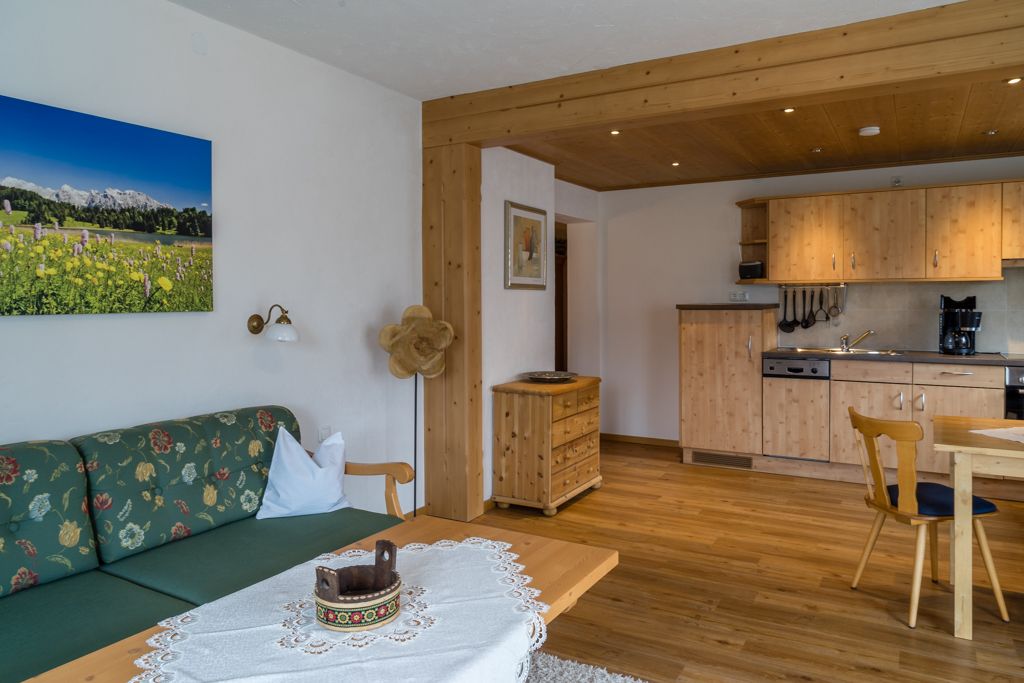 Gästehaus Funk Wallgau - Ferienwohnung Wetterstein Wohnen